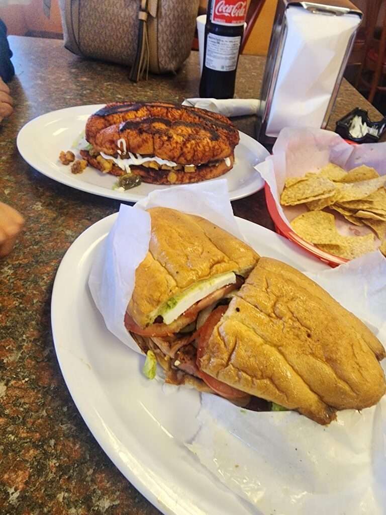 Los Vecos Taqueria photo 6